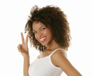 WOMAN-PEACE SIGN-MYBALTIMORE SPIRIT