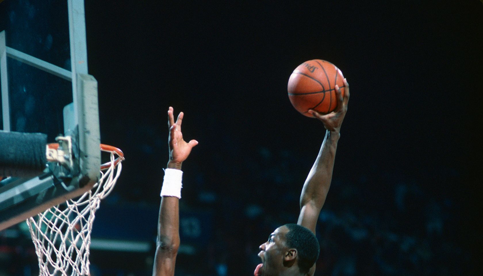 Michael-Jordan-Dunk-tongue-getty-wppz