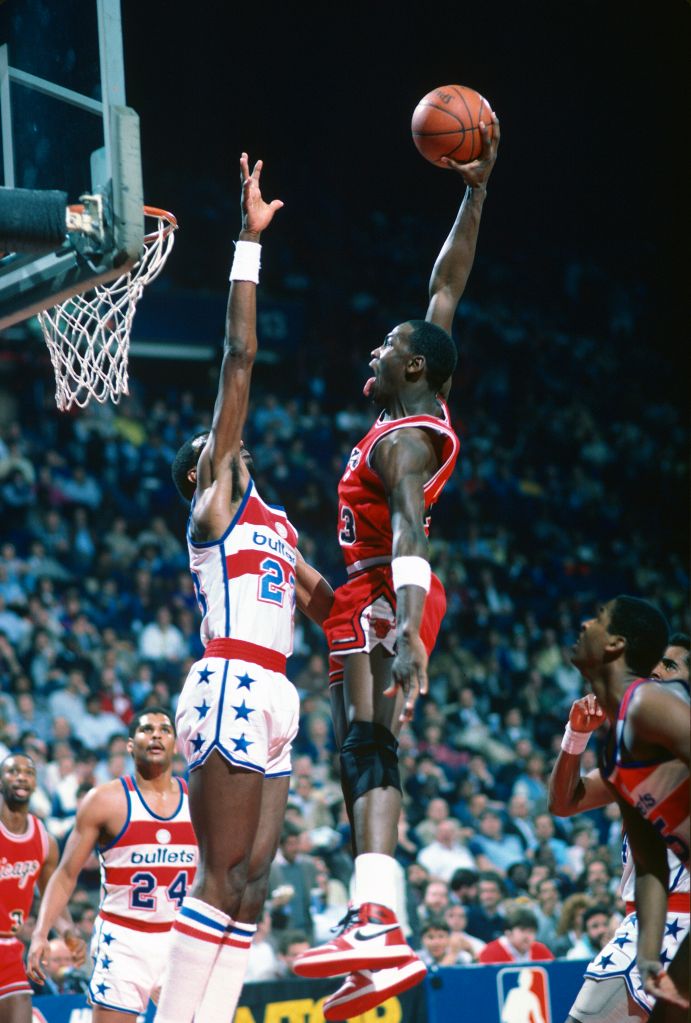 Michael-Jordan-Dunk-tongue-getty-wppz