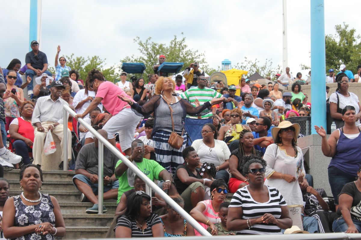 Praise In The Park 2015