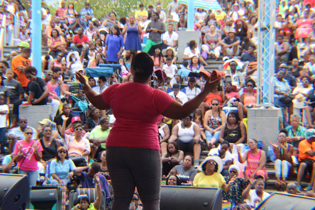 Praise In The Park 2015 Starring Charles Jenkins, Canton Jones, Tina Campbell & Many More {Exclusive Photos}