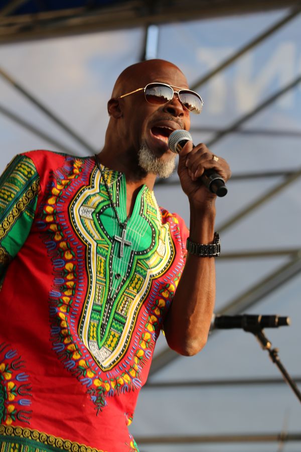 Ricky Dillard