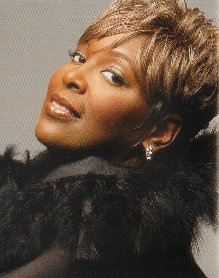 Tramaine Hawkins promo photo