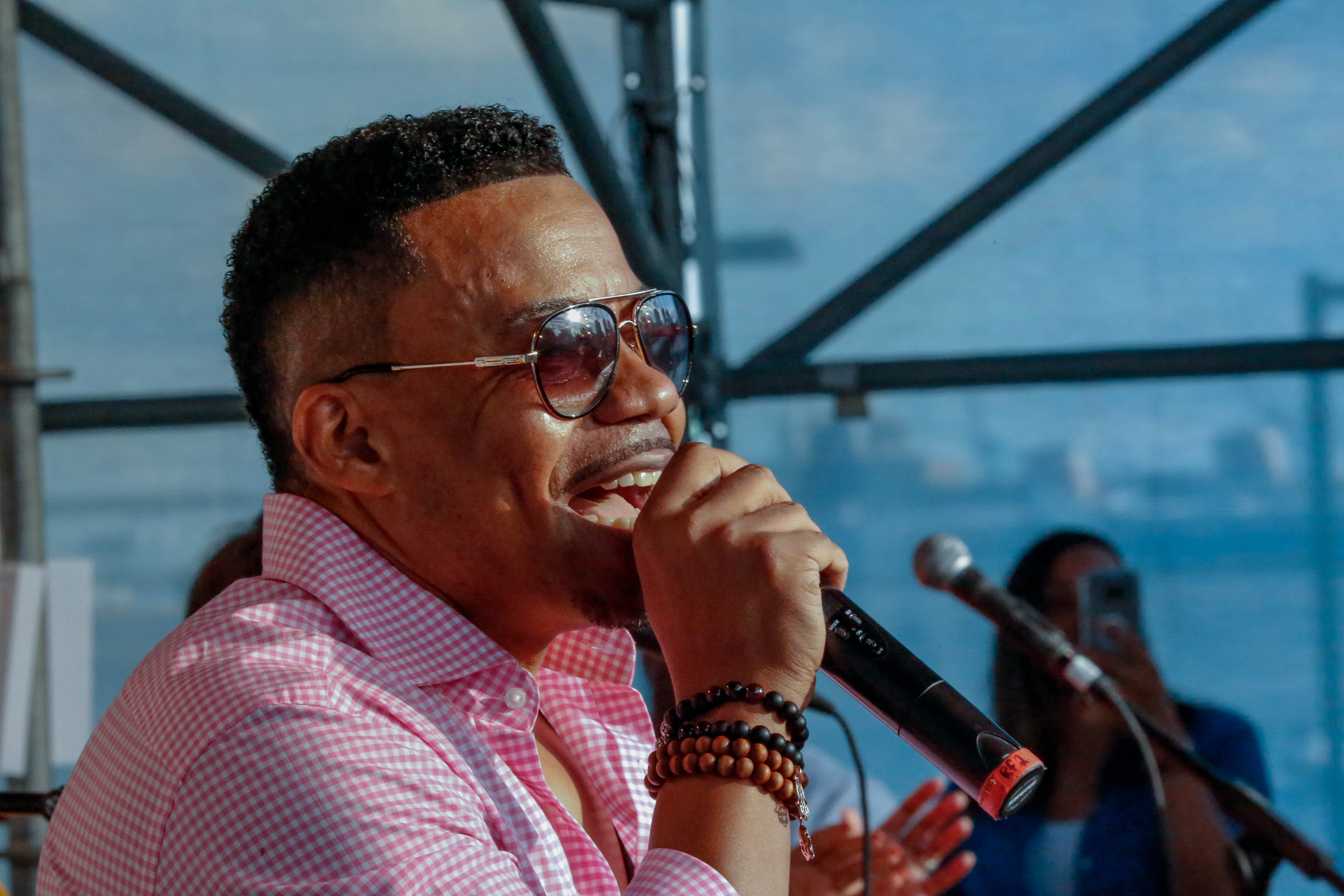 Lonnie Hunter & Structure